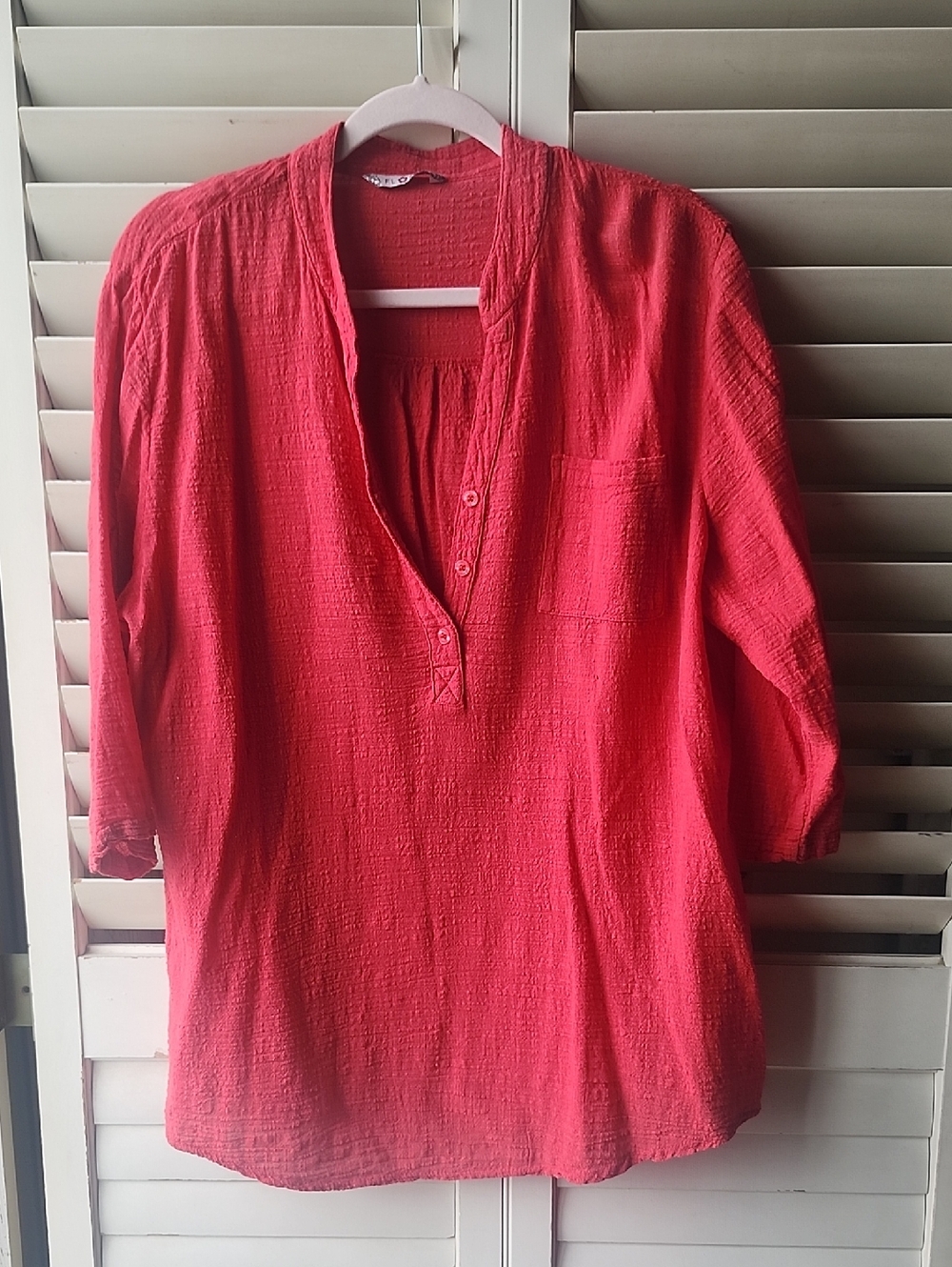 Women’s Coral Textured Split-Neck Top